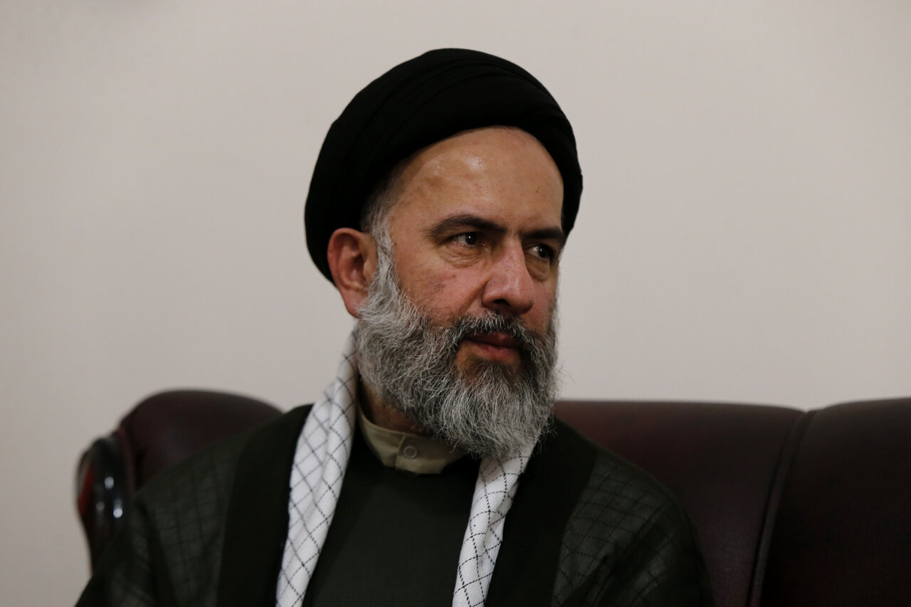 آیین‌های بزرگداشت، صحنه تجدید عهد با انقلاب و رهبری معظم است