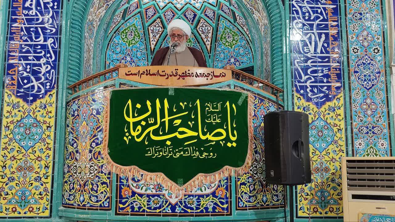 توکّل به خداوند کلید آرامش فرد و جامعه است