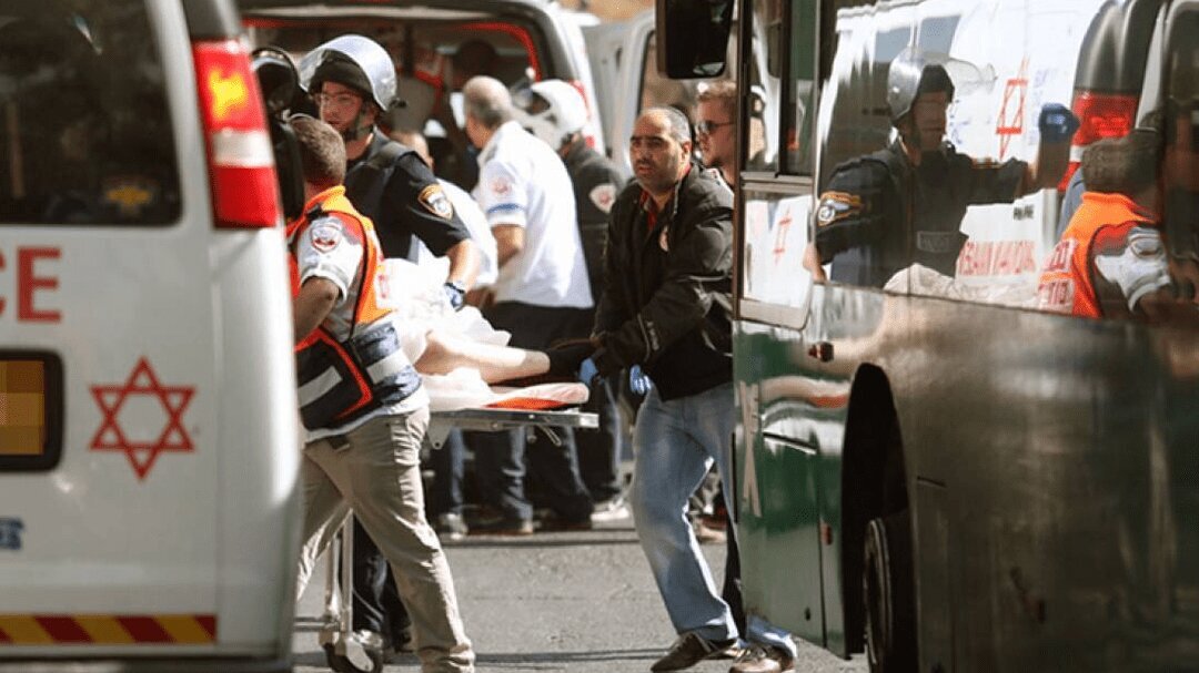 अधिकृत फ़िलिस्तीन में फ़िदाई हमला, 2 ज़ायोनी मारे गए, 6 घायल