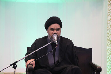 مؤمن همواره دغدغه دین و جامعه را دارد