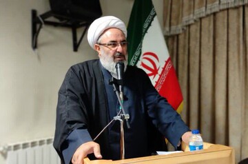 ملت ایران در سایه نظام مبتنی بر ولایت فقیه به امت واحده تبدیل شده است