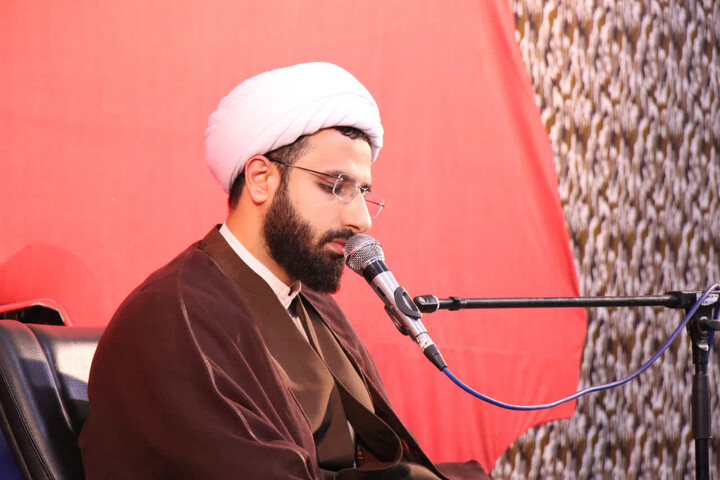 تصاویر/چهارمین یادواره شهدای طلبه و روحانی مدرسه علمیه امام خمینی(ره) اهواز