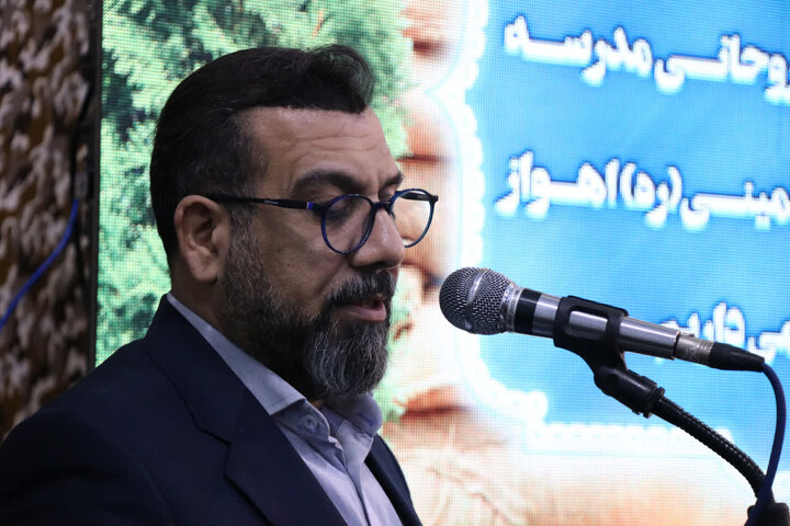 تصاویر/چهارمین یادواره شهدای طلبه و روحانی مدرسه علمیه امام خمینی(ره) اهواز