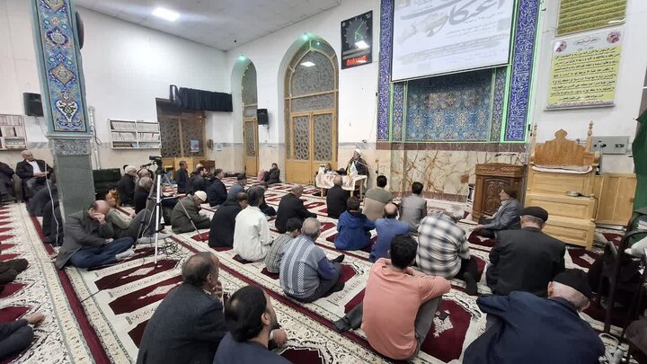 تصاویر/  جلسه تفسیر قرآن شیخ مهدی یوسفیان درآران وبیدگل