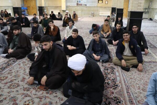 تصاویر/ جلسه اخلاق در حوزه علمیه بناب