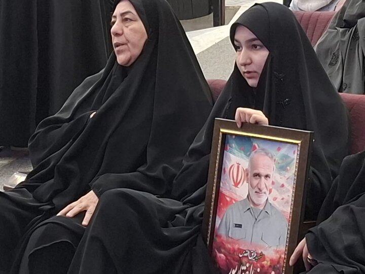 تصاویر/ویژه برنامه«شاهرگ عزت»به مناسبت سالگرد شهادت حاج قاسم سلیمانی و ابومهدی المندس درکاشان