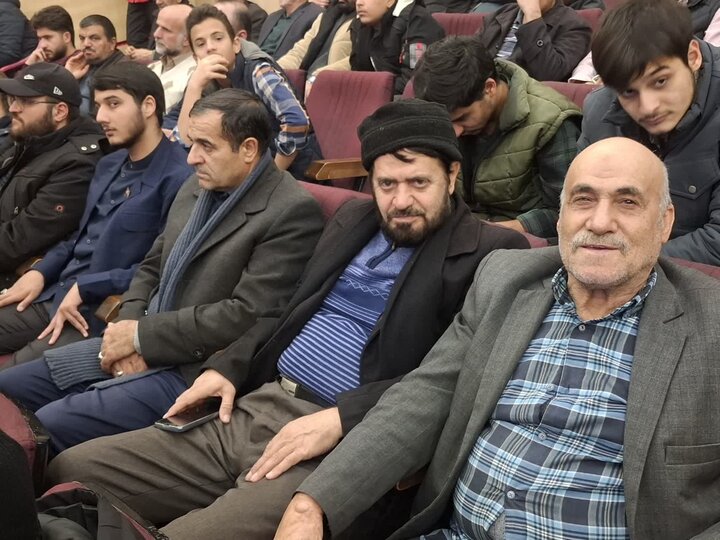 تصاویر/ویژه برنامه«شاهرگ عزت»به مناسبت سالگرد شهادت حاج قاسم سلیمانی و ابومهدی المندس درکاشان