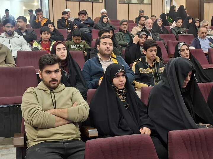 تصاویر/ویژه برنامه«شاهرگ عزت»به مناسبت سالگرد شهادت حاج قاسم سلیمانی و ابومهدی المندس درکاشان