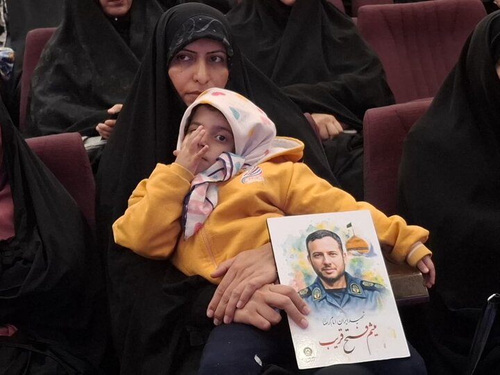 تصاویر/ویژه برنامه«شاهرگ عزت»به مناسبت سالگرد شهادت حاج قاسم سلیمانی و ابومهدی المندس درکاشان