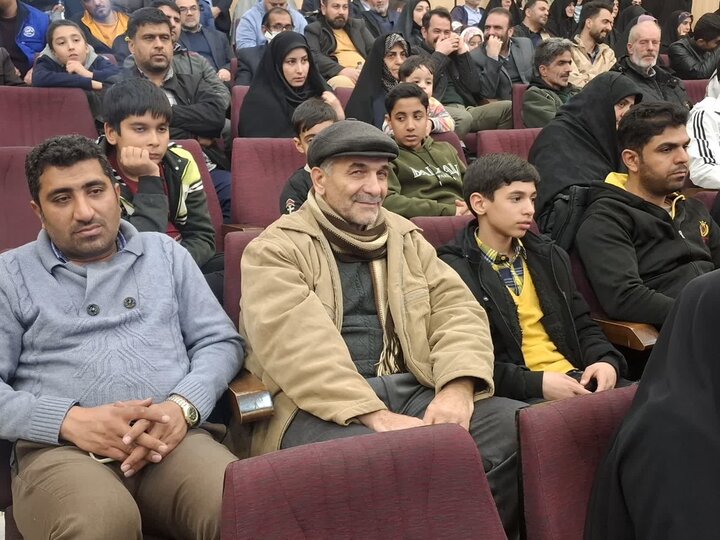 تصاویر/ویژه برنامه«شاهرگ عزت»به مناسبت سالگرد شهادت حاج قاسم سلیمانی و ابومهدی المندس درکاشان