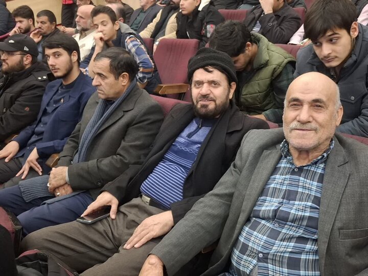 تصاویر/ویژه برنامه«شاهرگ عزت»به مناسبت سالگرد شهادت حاج قاسم سلیمانی و ابومهدی المندس درکاشان