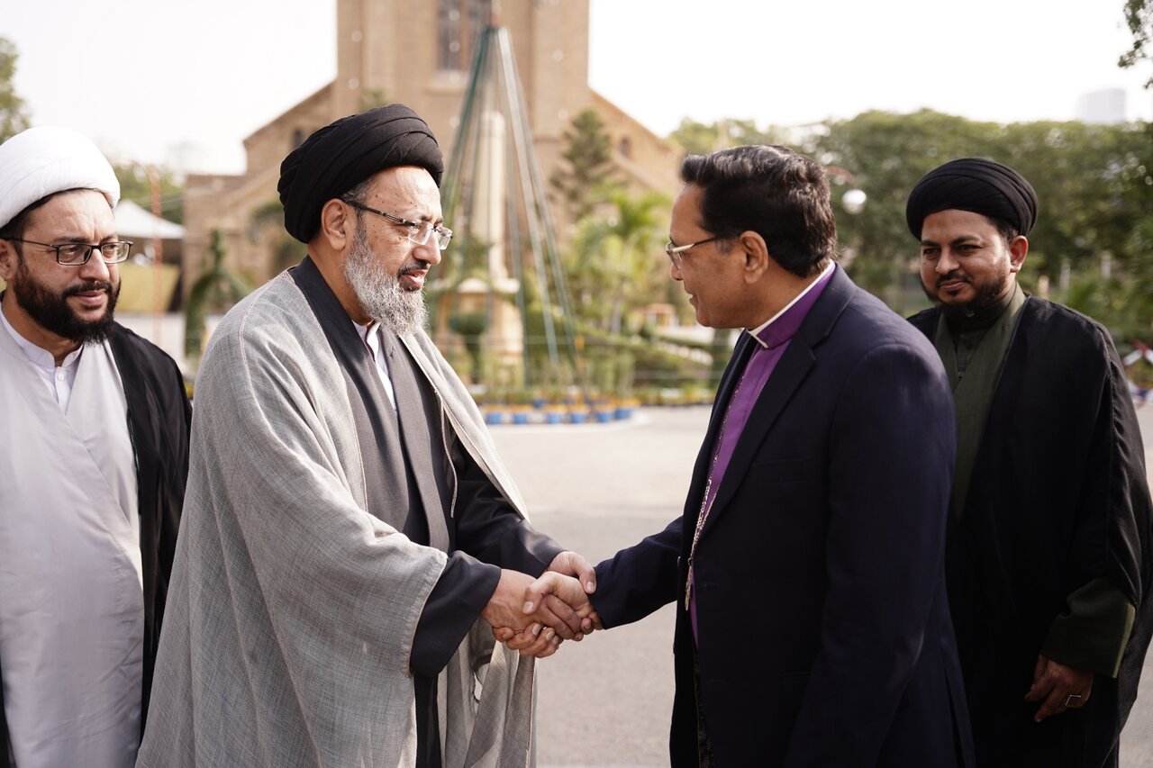 کرسمس پر بین المذاہب ہم آہنگی کا مظاہرہ: کراچی میں شیعہ علماء اور مسیحی قیادت کی اہم ملاقات