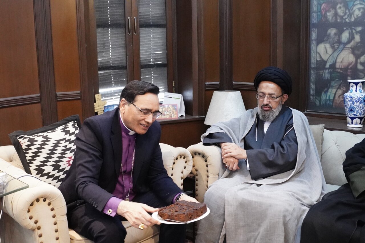 کرسمس پر بین المذاہب ہم آہنگی کا مظاہرہ: کراچی میں شیعہ علماء اور مسیحی قیادت کی اہم ملاقات