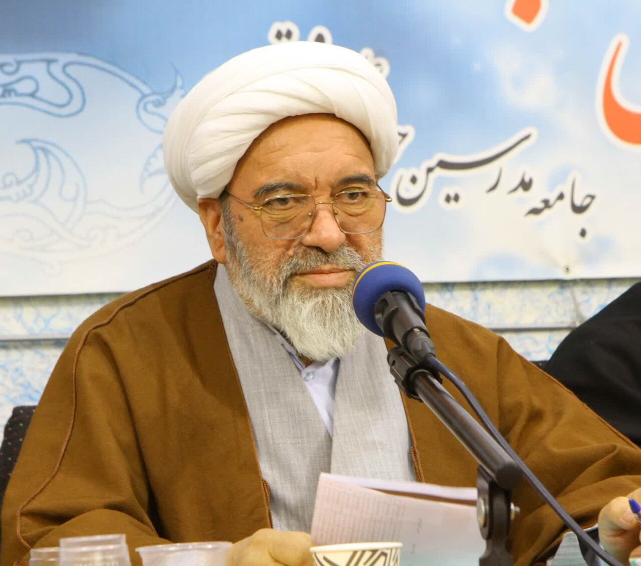 دولت گرانی‌های افسارگسیخته را مهار کند