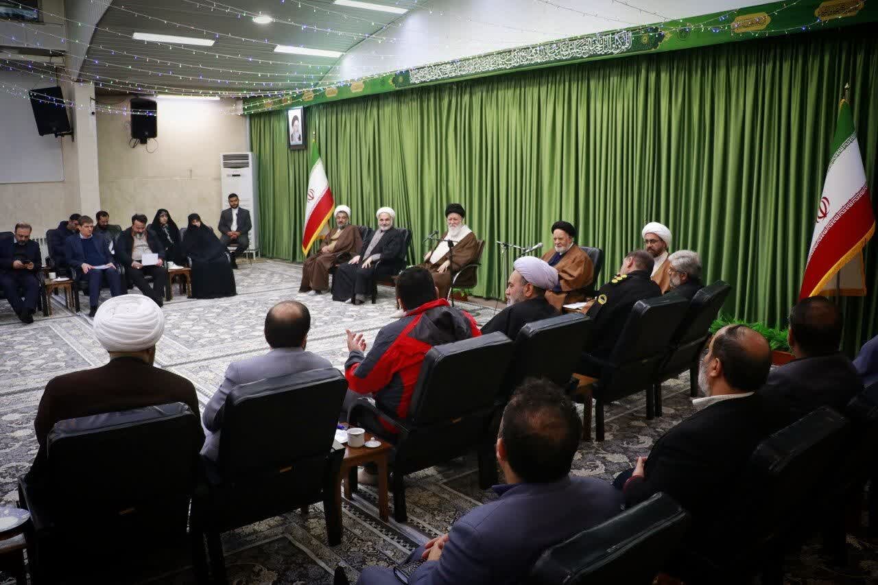 نهم و دهم دی جلوه‌گاه بصیرت و حضور آگاهانه مردم مشهد است