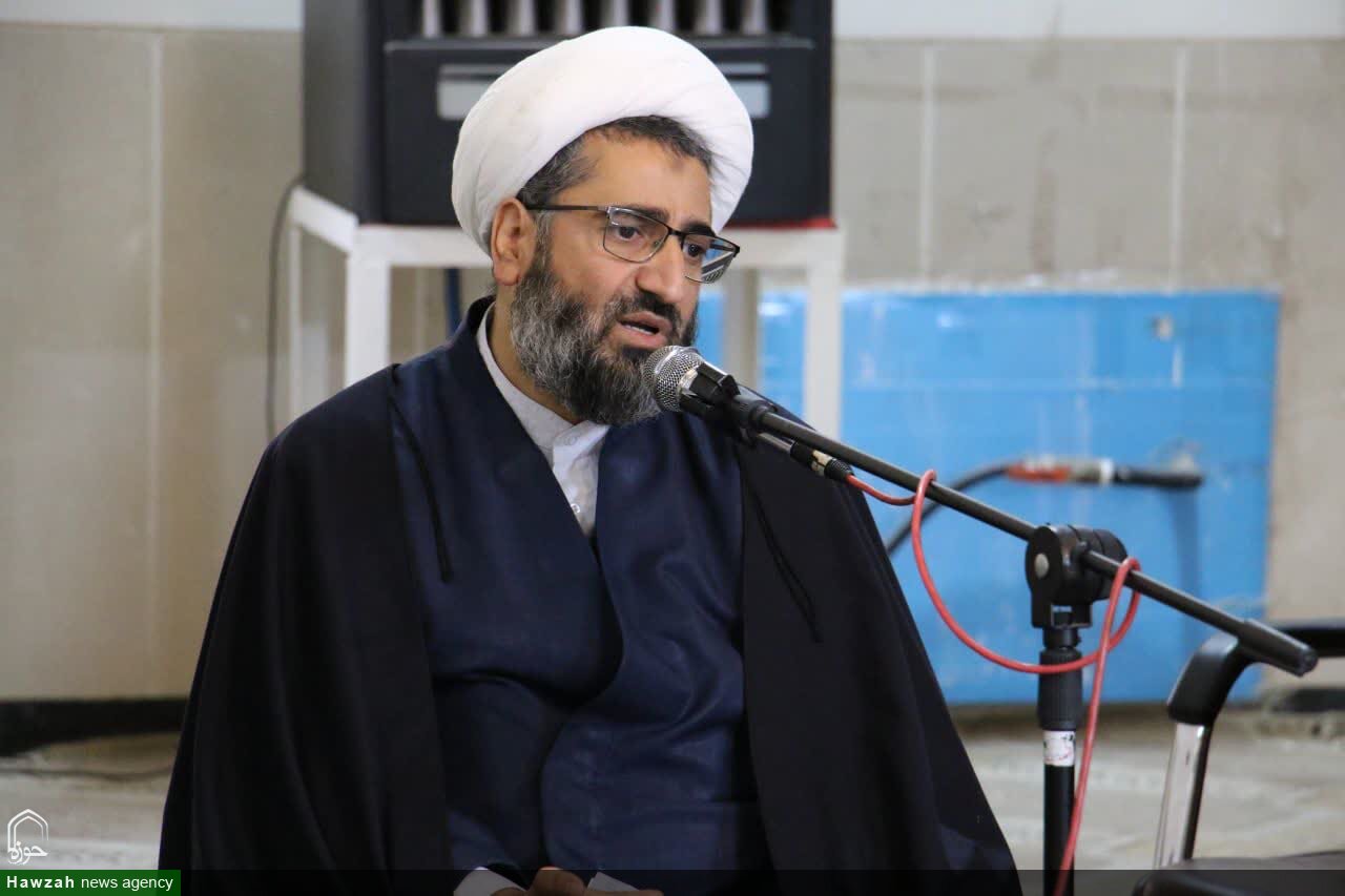 مبارزه با افت تحصیلی طلاب با تأکید بر تقویت بنیه معنوی