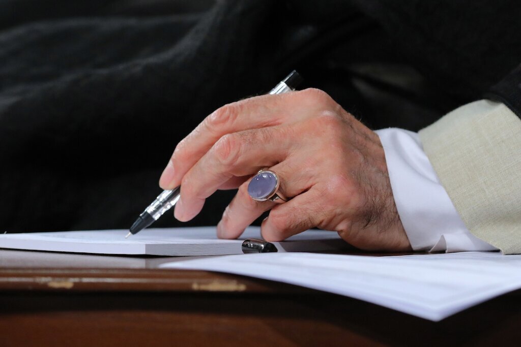 Imam Khamenei sends message to annual meeting of the Union of Islamic Student Associations in Europe