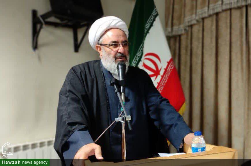 ملت ایران در سایه نظام مبتنی بر ولایت فقیه به امت واحده تبدیل شده است