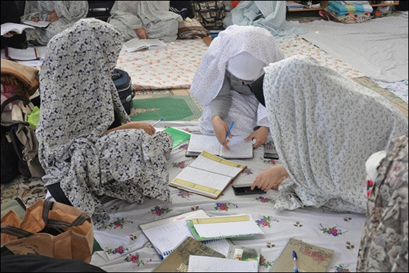 چگونه اعتکاف معنوی و باهیجان برای نوجوانان برگزار کنیم؟