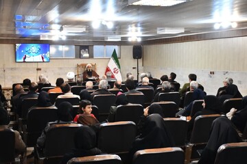 تصاویر/ سلسله نشست های تفسیر قرآن کریم در خوی