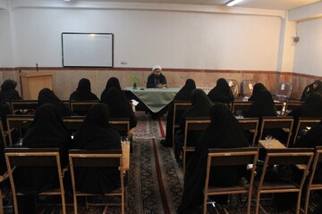 اعتکاف؛ فرصت طلایی برای گفت‌وگو با نسل جوان