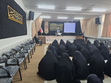 آشنایی طلاب مدرسه علمیه صادقیه تبریز با خدمات مرکز خدمات حوزه‌های علمیه