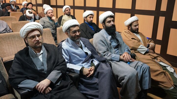 تصاویر/ جلسه آموزش ائمه جماعات استان تهران با موضوع زنان زندانی