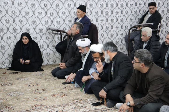 تصاویر/ حضور امام جمعه باروق در مسجد فرهنگیان