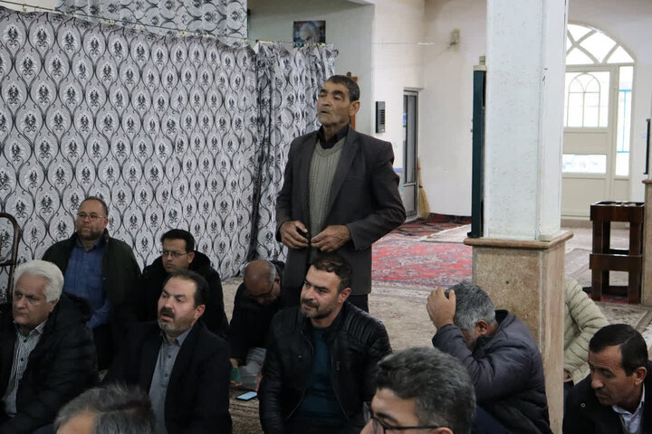 تصاویر/ حضور امام جمعه باروق در مسجد فرهنگیان