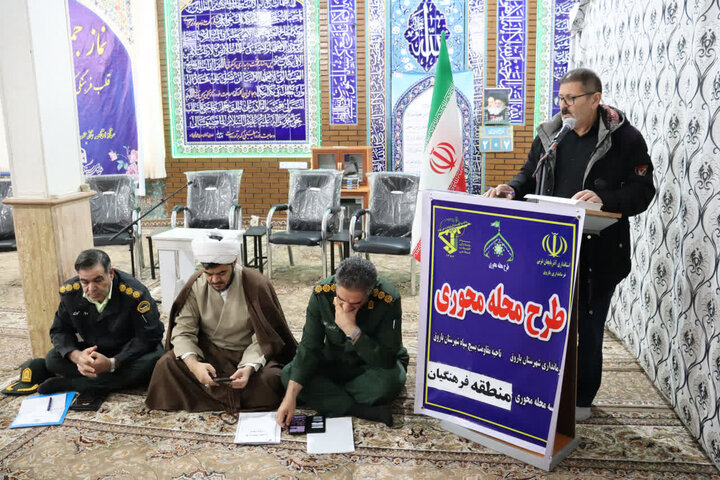 تصاویر/ حضور امام جمعه باروق در مسجد فرهنگیان