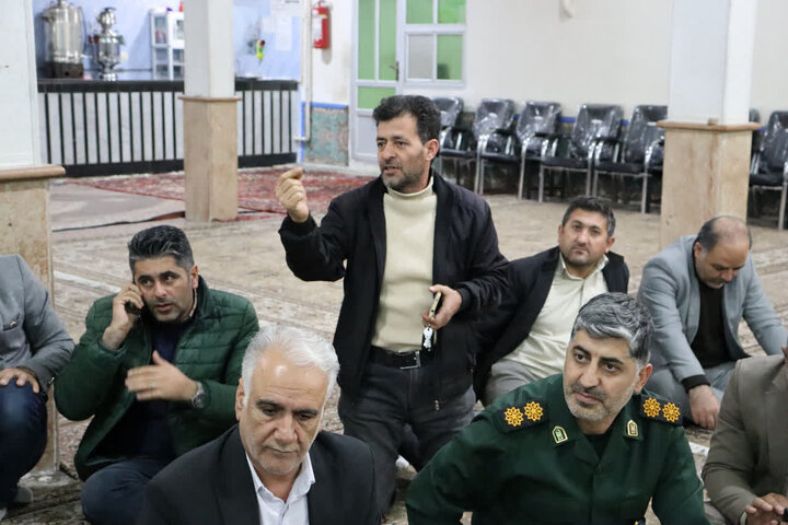 تصاویر/ حضور امام جمعه باروق در مسجد فرهنگیان