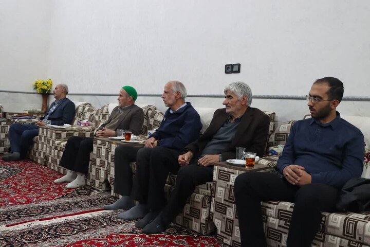 تصاویر/ برگزاری دومین جلسه هیأت امنای ستاد توسعه و بازسازی عتبات عالیات شهرستان اشکذر