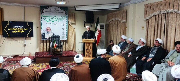 مراسم بزرگداشت آیت الله مصباح یزدی (ره) در مدرسه علمیه ولیعصر(عج)تبریز