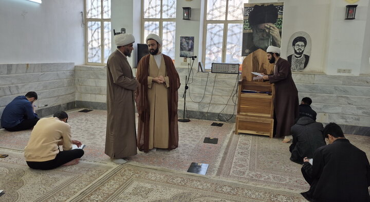 تصاویر/ امتحانات پایان ترم اول سال تحصیلی ۱۴۰۵ - ۱۴۰۴ طلاب مدرسه علمیه باب‌العلم اسلامی آیت‌الله اعتمادی کاشان