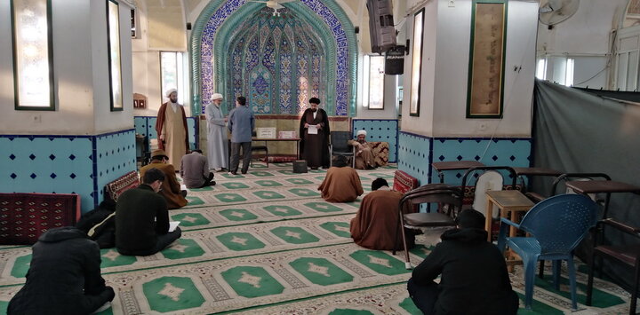 تصاویر/ امتحانات پایان ترم اول طلاب مدرسه علمیه آیت‌الله مدنی کاشانی(ره)