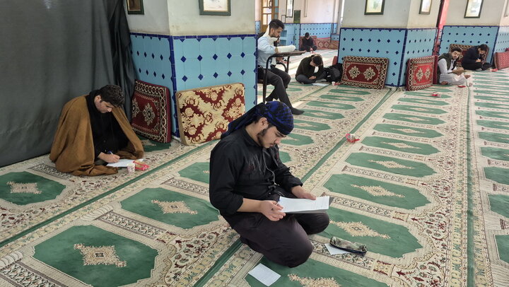 تصاویر/ امتحانات پایان ترم اول طلاب مدرسه علمیه آیت‌الله مدنی کاشانی(ره)