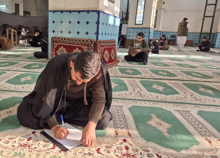 تصاویر/ امتحانات پایان ترم اول طلاب مدرسه علمیه آیت‌الله مدنی کاشانی(ره)