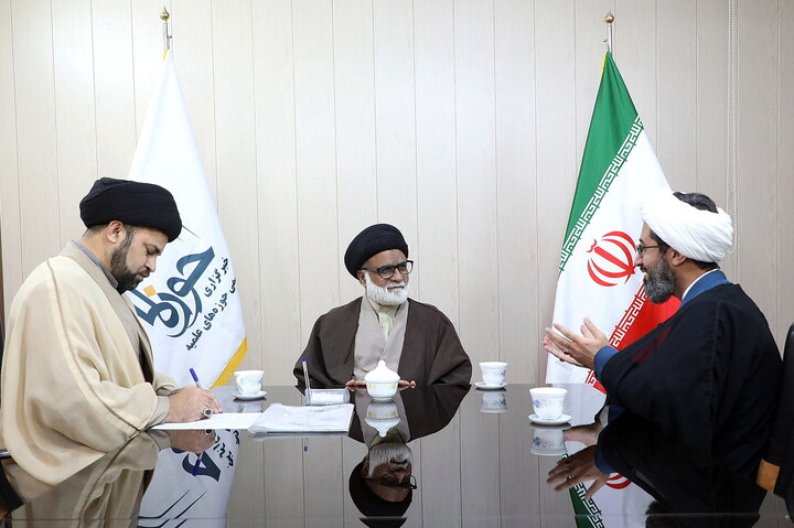 تصاویر/ بازدید رئیس علمای مکتب اهل‌بیت(ع) و سرپرست عالی جامعةالرضا(ع) پاکستان از خبرگزاری حوزه