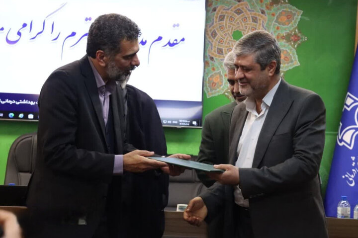 تصاویر/آیین تکریم و معارفه مسئول جدید بسیج جامعه پزشکی سپاه روح الله استان مرکزی