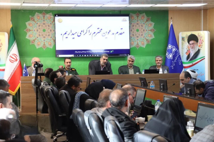 تصاویر/آیین تکریم و معارفه مسئول جدید بسیج جامعه پزشکی سپاه روح الله استان مرکزی