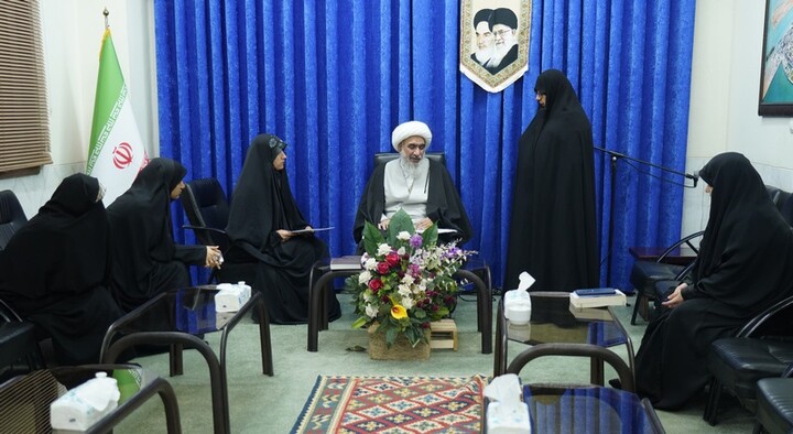 تصاوير/ دیدار مردمی امام جمعه بوشهر