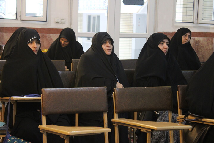 تصاویر/ نشست تخصصی مبلغات اعتکاف شهر کرمان