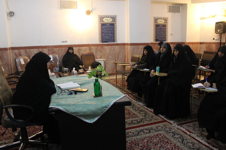 تصاویر/ نشست تخصصی مبلغات اعتکاف شهر کرمان