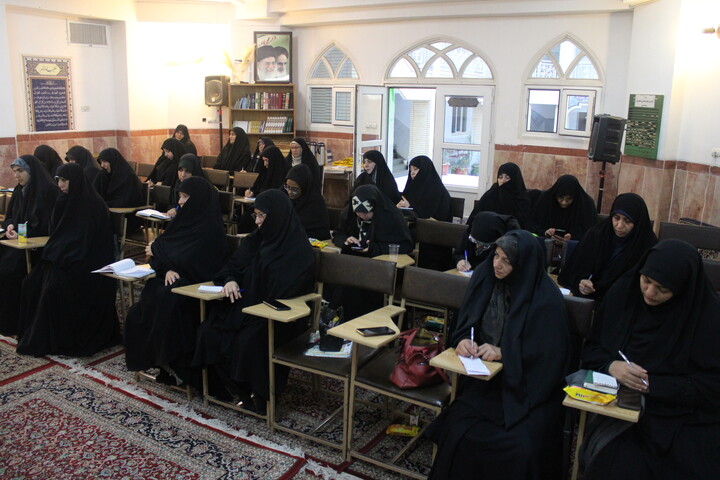 تصاویر/ نشست تخصصی مبلغات اعتکاف شهر کرمان