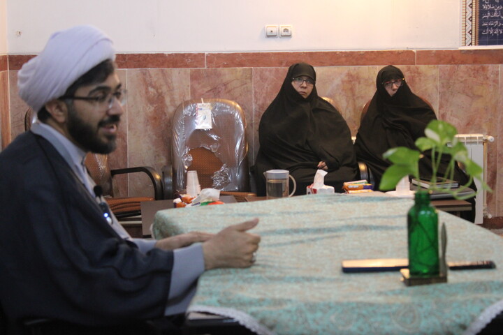 تصاویر/ نشست تخصصی مبلغات اعتکاف شهر کرمان