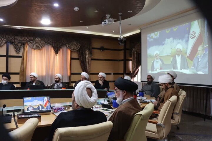 نشست هم‌اندیشی ائمه جمعه استان ایلام