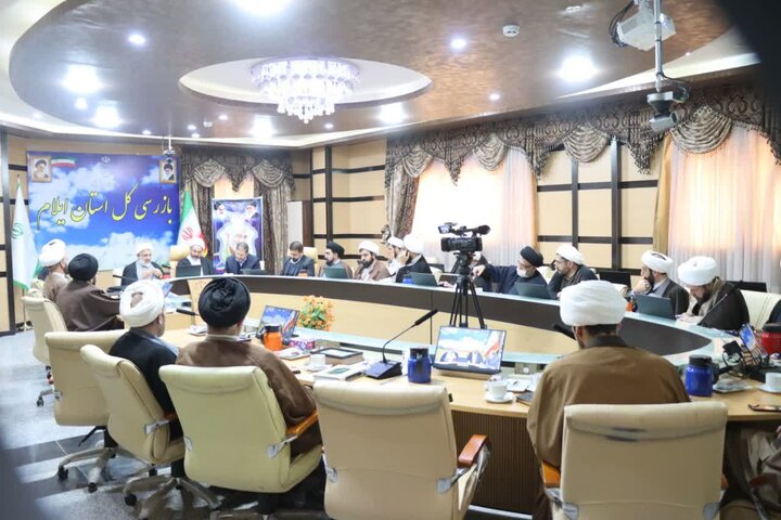 نشست هم‌اندیشی ائمه جمعه استان ایلام