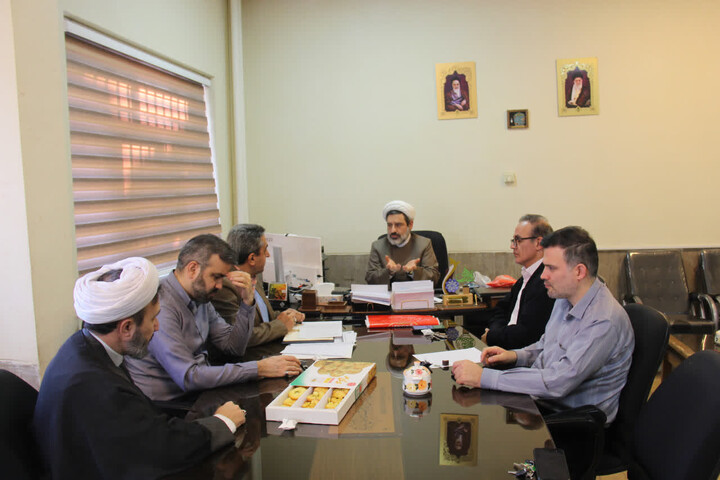 تصاویر / دهمین جلسه شورای اقامه نماز اداره کل اوقاف وامور خیریه استان آذربایجان شرقی