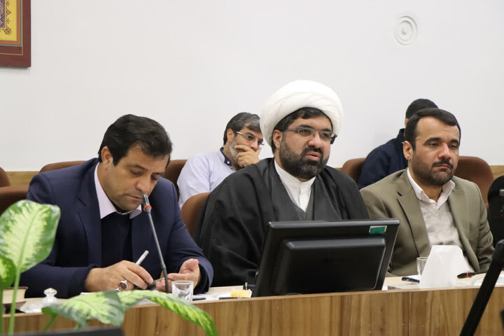 تصاویر | نشست هم‌اندیشی برنامه‌های یوم‌الله ۹ دی و سالگرد شهادت سردار دل‌ها حاج قاسم سلیمانی در زنجان