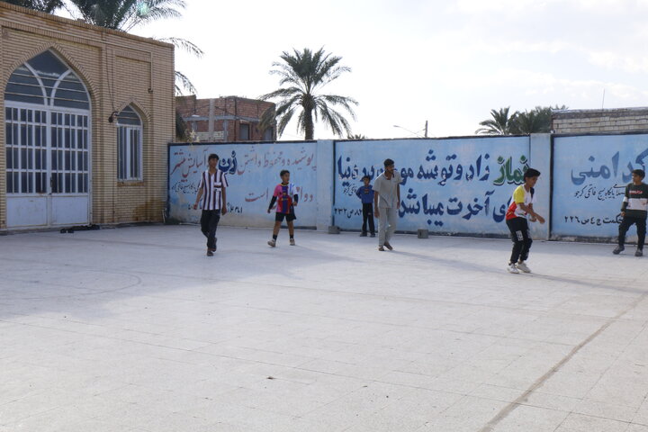 بررسی میدانی فعالیت‌های فرهنگی مبلغ طرح هجرت در روستای اسفیکان شهرستان بم.